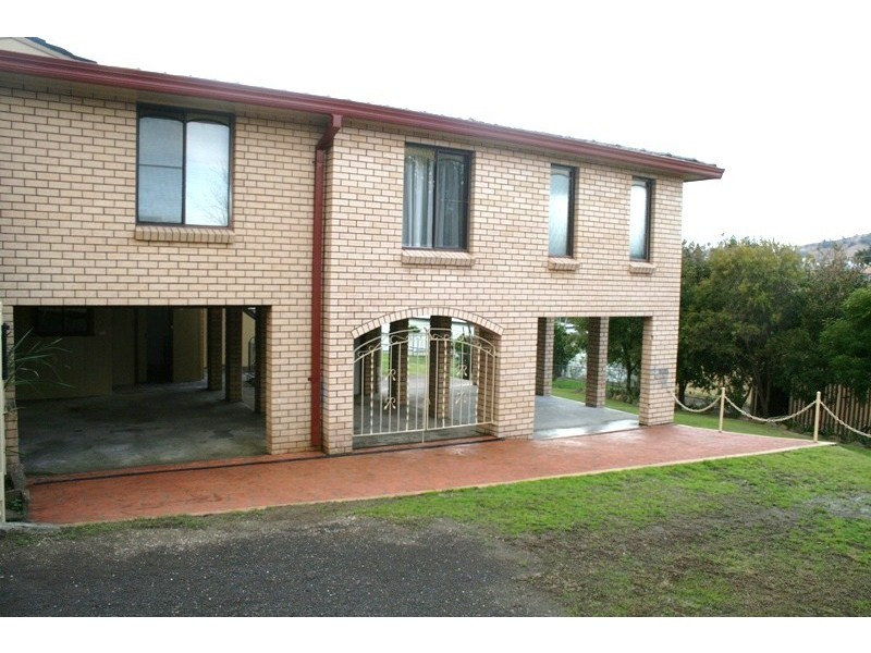 93 Lord Street, Dungog NSW 2420