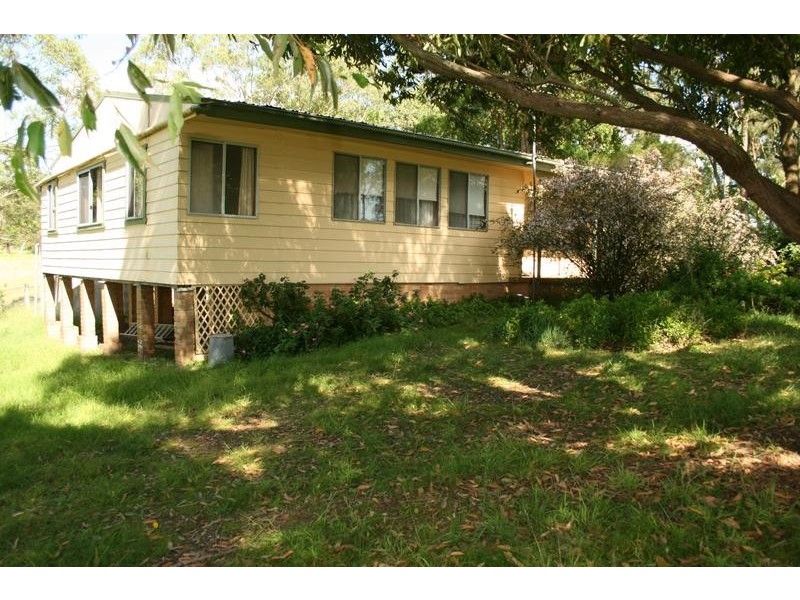 25 Brewers Lane, Dungog NSW 2420