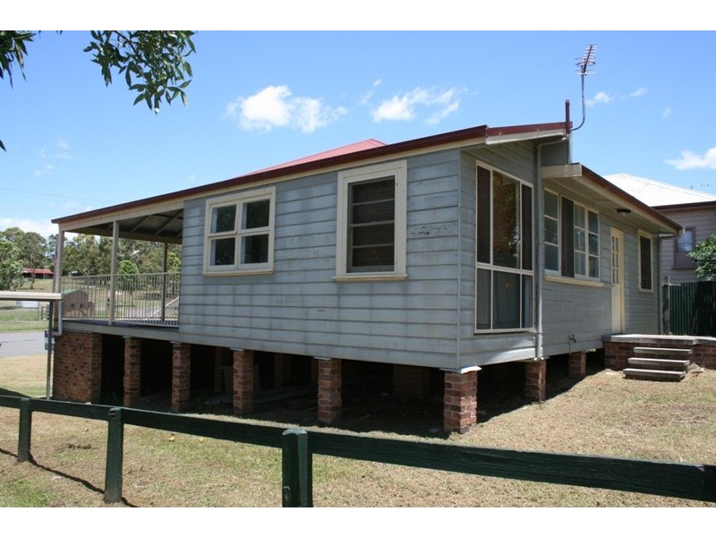 63 Chapman Street, Dungog NSW 2420