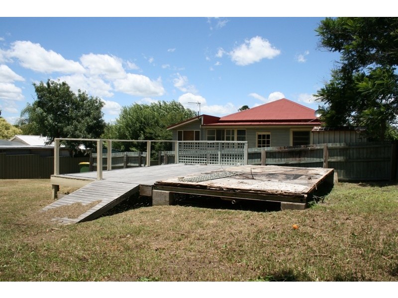 63 Chapman Street, Dungog NSW 2420