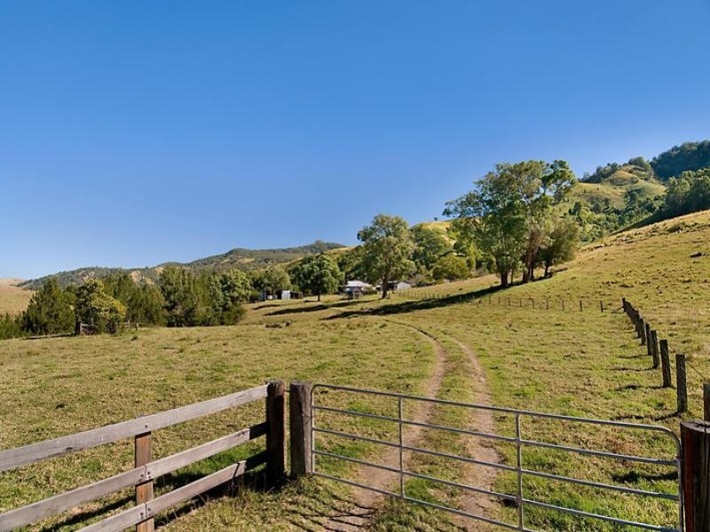 Cnr Paterson and Boonabilla Road, Gresford NSW 2311