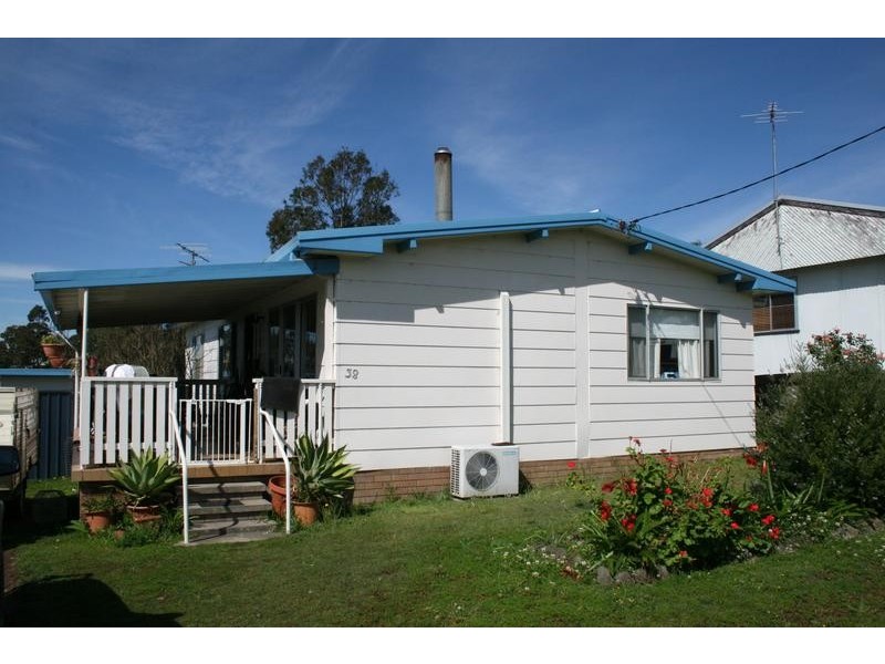 38 Mary Street, Dungog NSW 2420