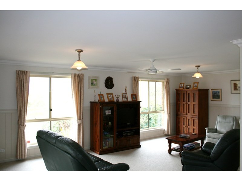 20 Melbee Circuit, Dungog NSW 2420