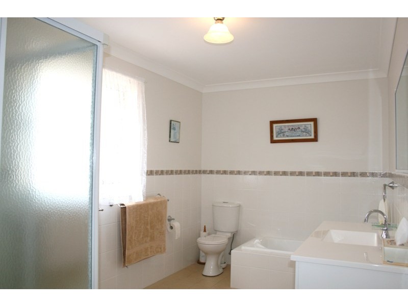 20 Melbee Circuit, Dungog NSW 2420