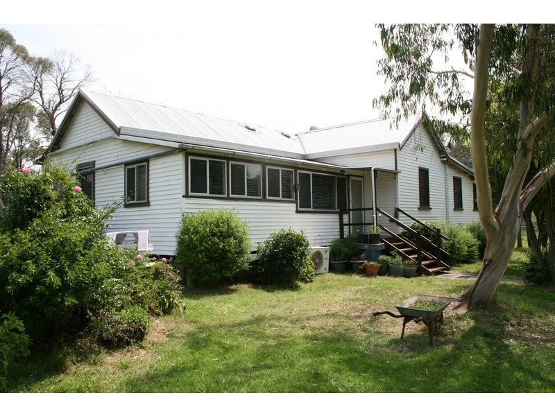 128 Sandy Creek Road, Dungog NSW 2420
