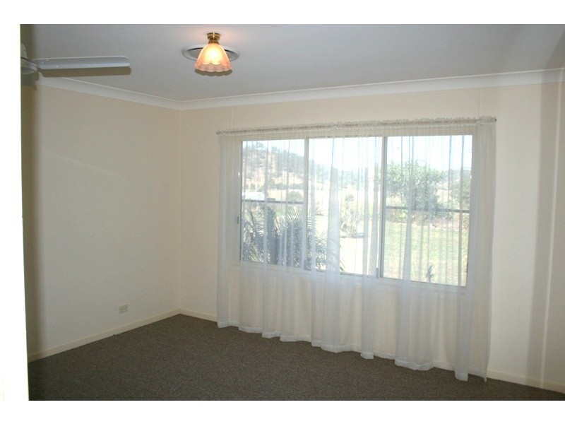 68. Wade Street, Dungog NSW 2420