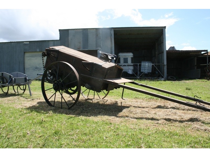 . CLEARING SALE, Millers Forest NSW 2324