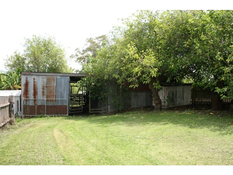 25 Scott Avenue, Dungog NSW 2420