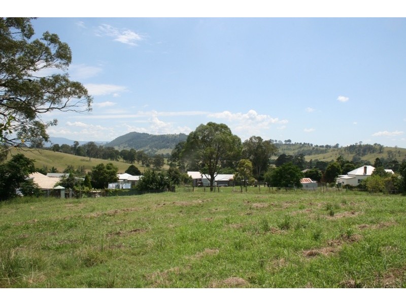 25 Scott Avenue, Dungog NSW 2420