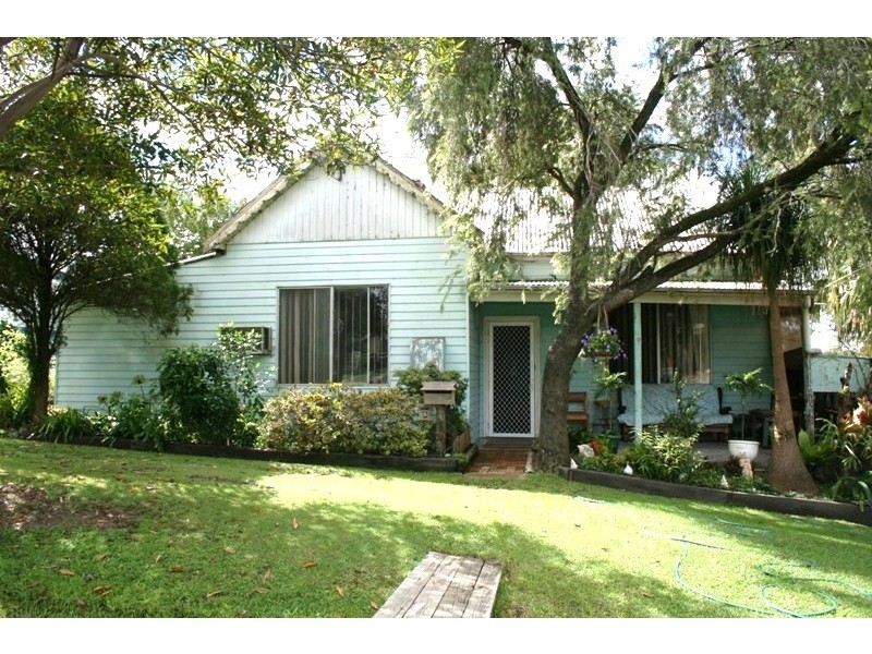5 Hooke Street, Dungog NSW 2420