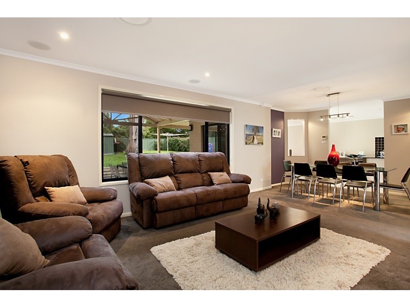 2/12 Warren Street, Seaham NSW 2324