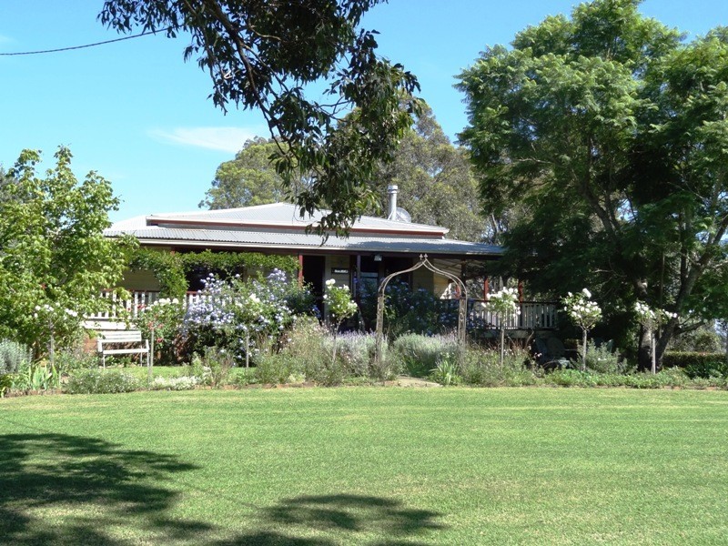 60 Brewers Road, Dungog NSW 2420