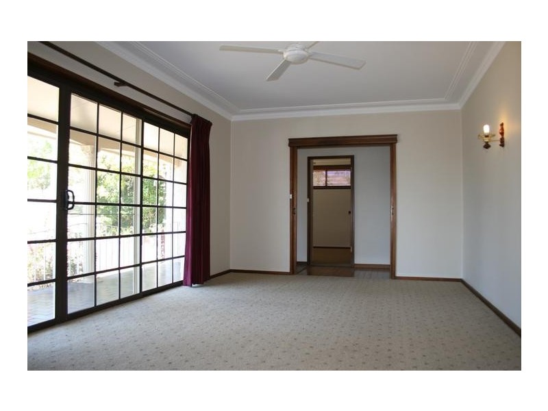 14 Hospital Road, Dungog NSW 2420