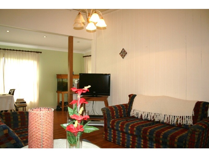 32 Moore Street, Dungog NSW 2420