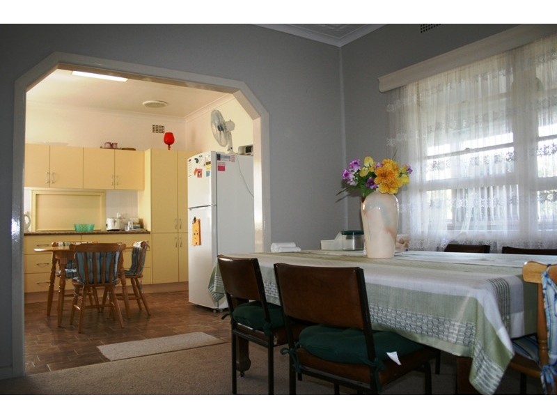 42 Chapman Street, Dungog NSW 2420