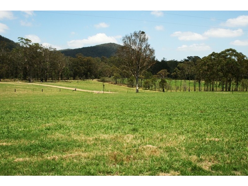 447-449 Limeburners Creek Road, Clarence Town NSW 2321