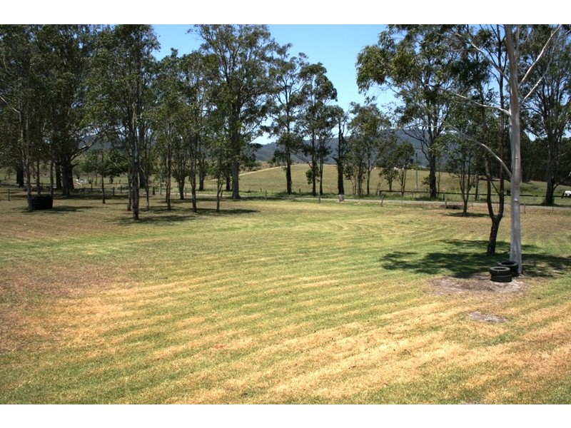 126 Hilldale Road, Paterson NSW 2421