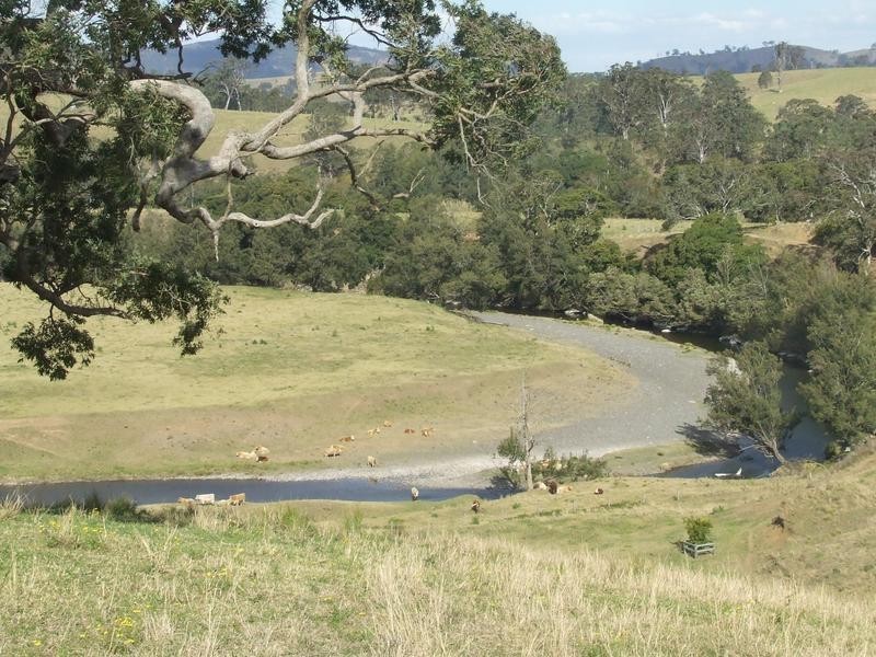 1800 Paterson River Road, Gresford NSW 2311