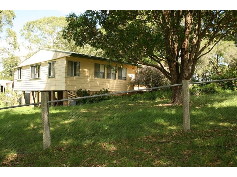 25 Brewers Lane, Dungog NSW 2420