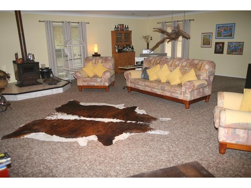 67 Welshmans Creek Road, Wallarobba NSW 2420