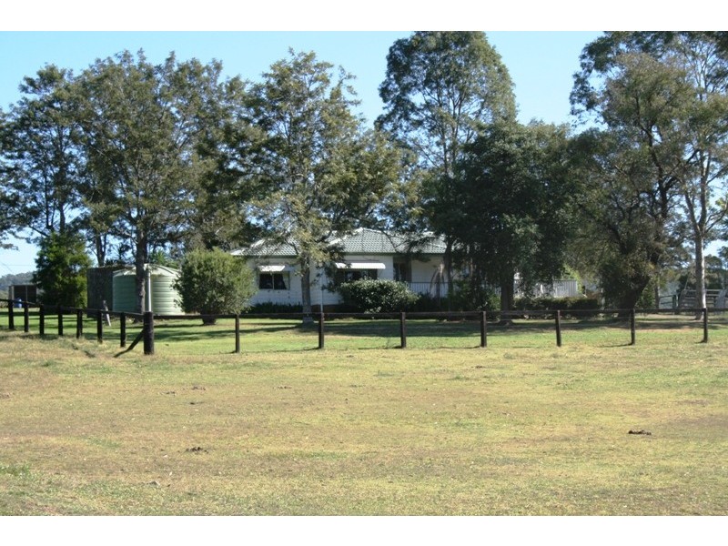 4 Storks Road, Clarence Town NSW 2321