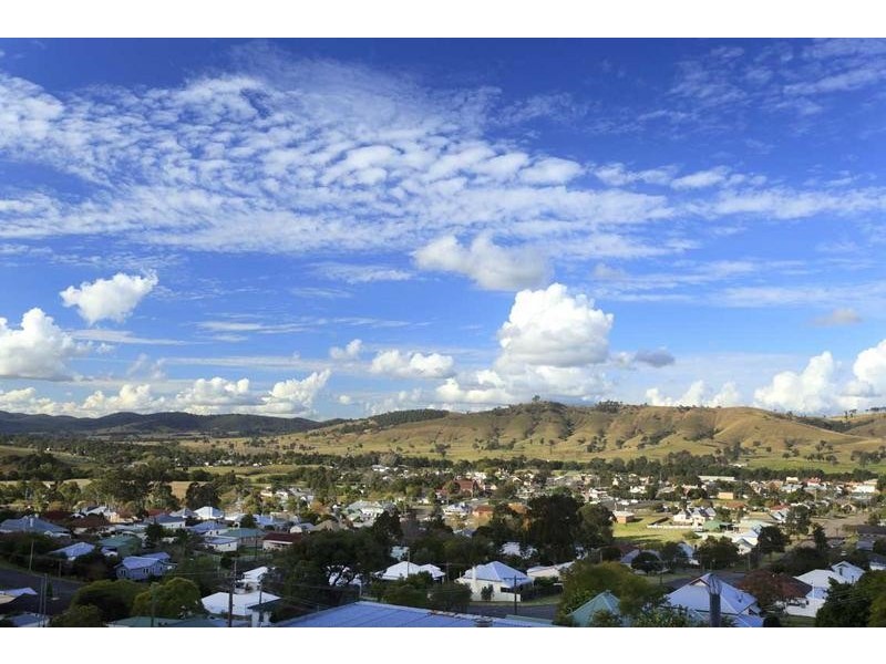 35 Hospital Road, Dungog NSW 2420