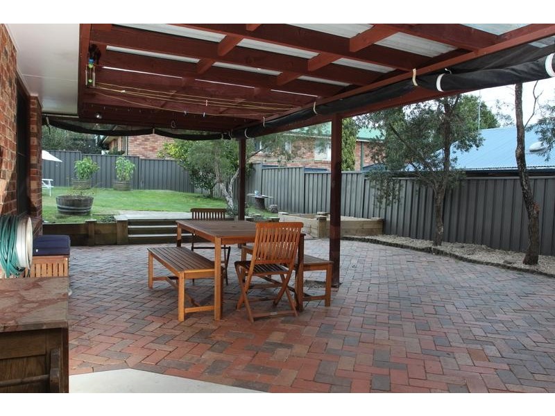 8 Baird Street, Dungog NSW 2420