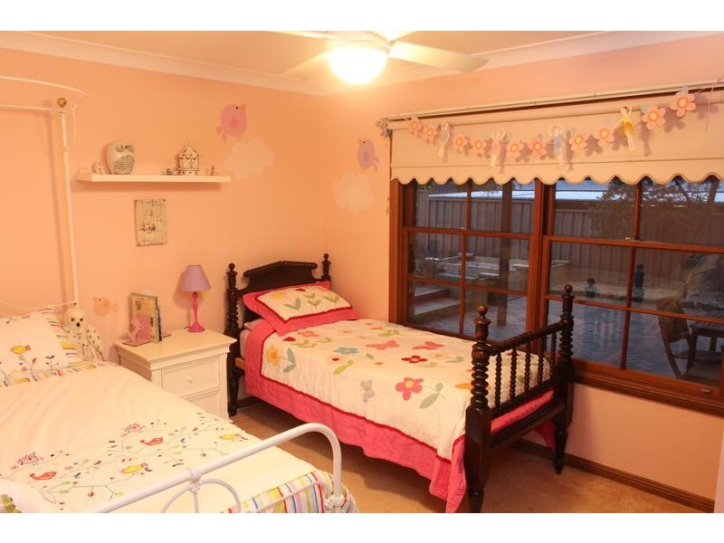 8 Baird Street, Dungog NSW 2420