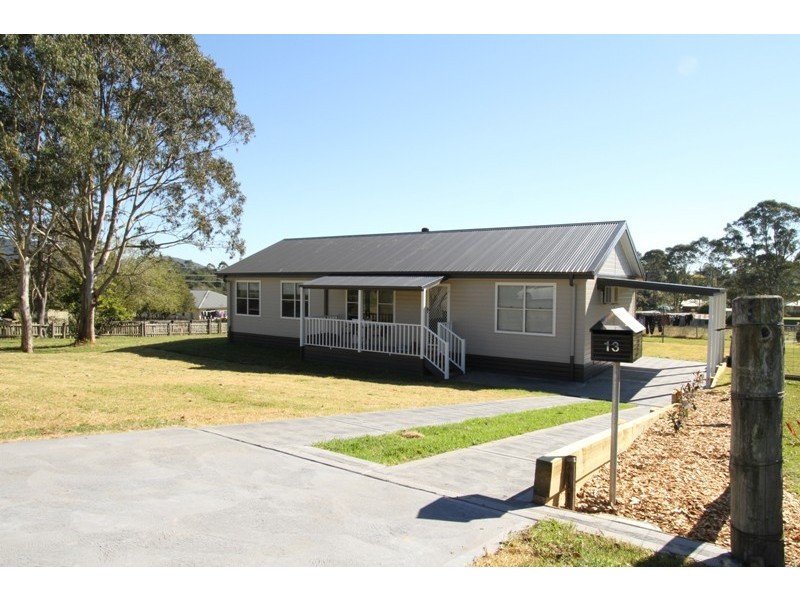 13 Nicholls Street, Stroud NSW 2425