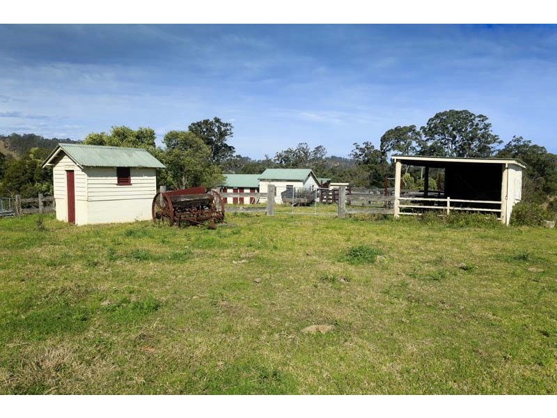 11 Verge Street, Dungog NSW 2420
