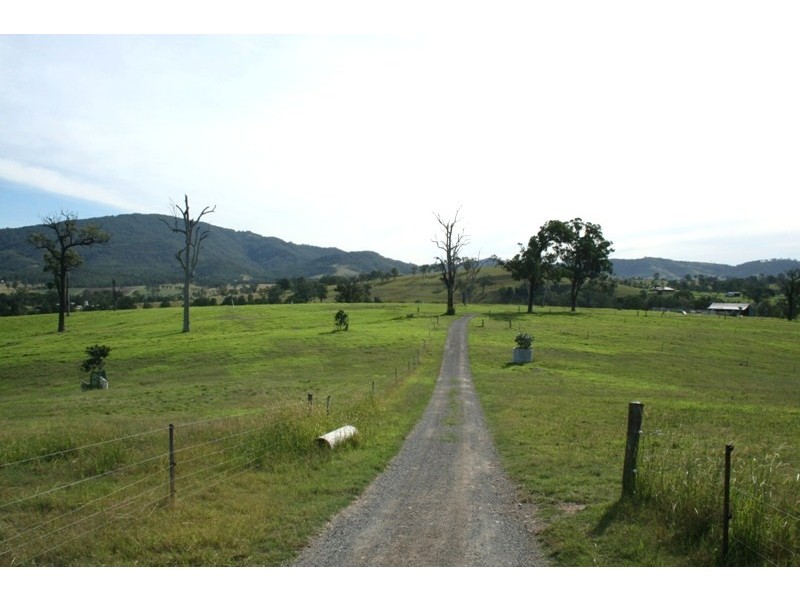 591 Fishers Hill Road, Gresford NSW 2311