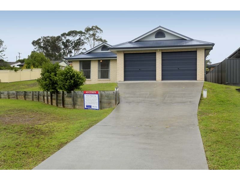 9 Williams Place, Dungog NSW 2420