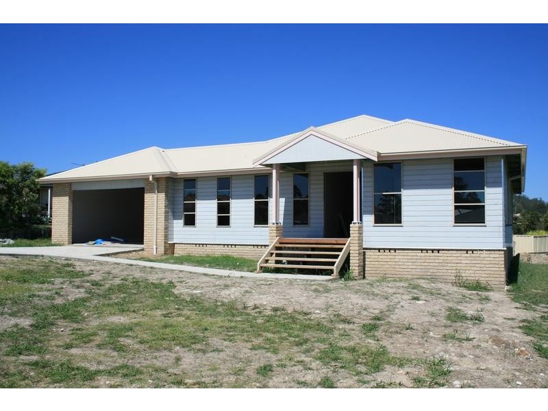 3 Williams Place, Dungog NSW 2420