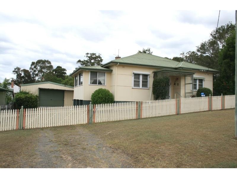 74 Mackay Street, Dungog NSW 2420