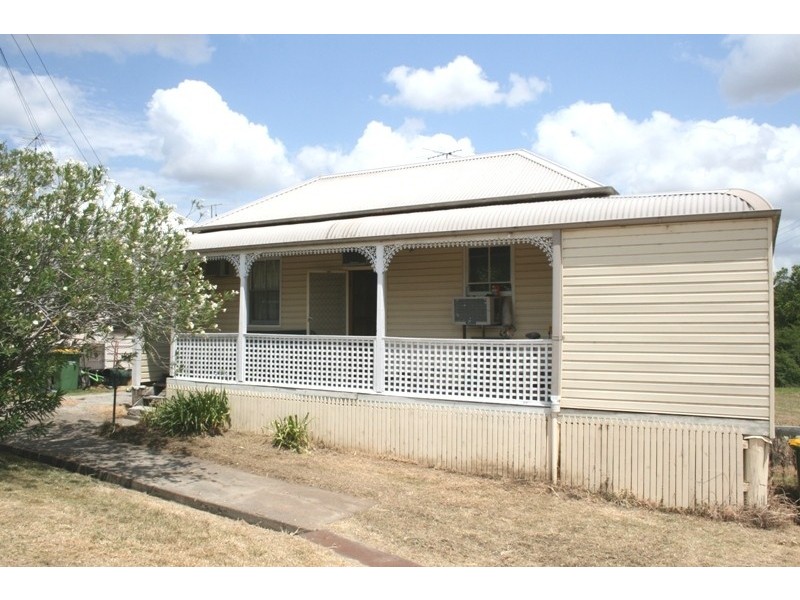 300 Dowling Street, Dungog NSW 2420