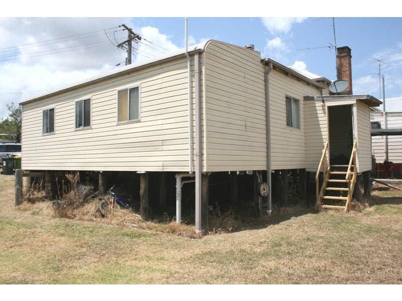 300 Dowling Street, Dungog NSW 2420