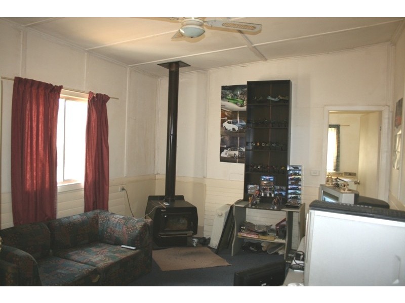 300 Dowling Street, Dungog NSW 2420