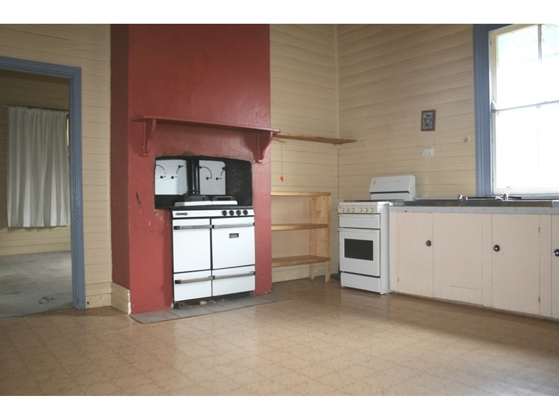 81 Lord Street, Dungog NSW 2420