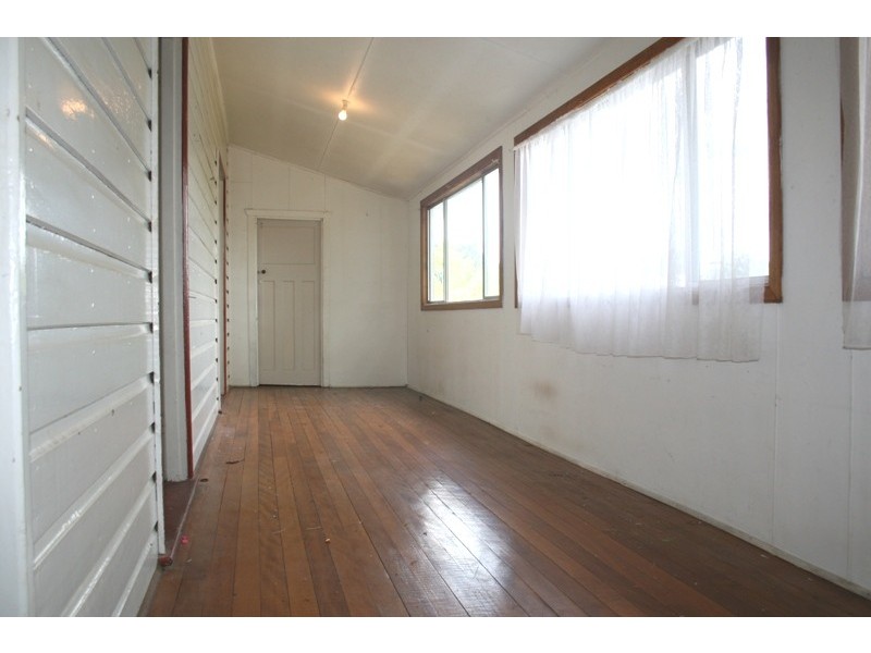 81 Lord Street, Dungog NSW 2420