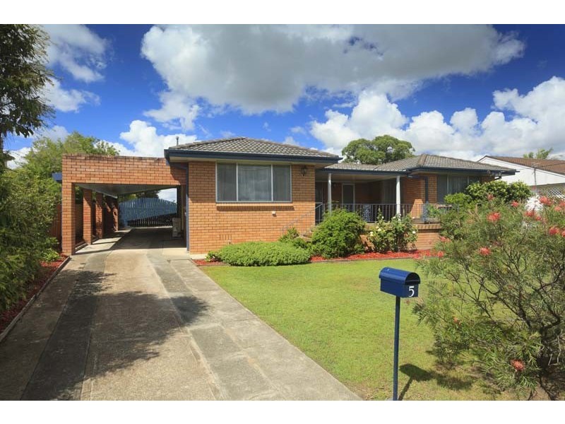 5 Cooreei Place, Dungog NSW 2420