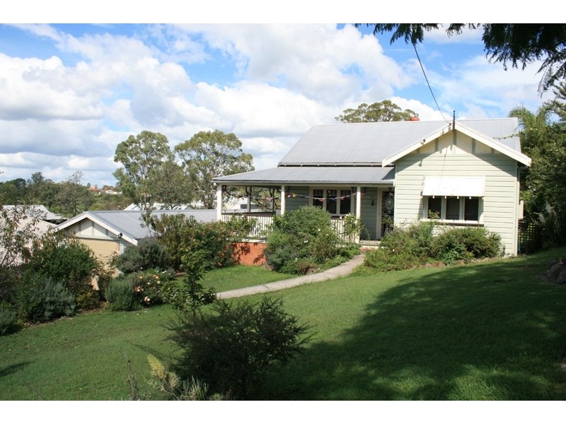 82 Chapman Street, Dungog NSW 2420