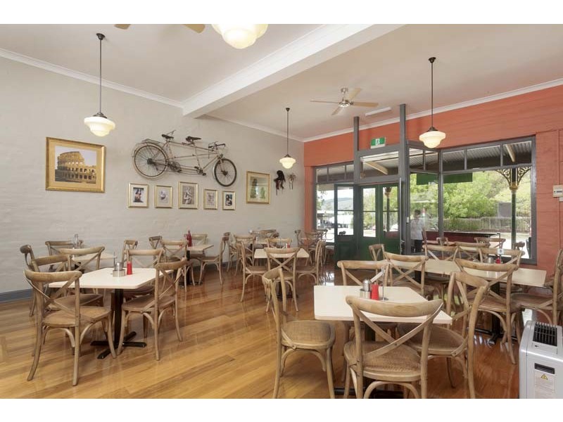Dungog Pizza, 260 Dowling Street, Dungog NSW 2420