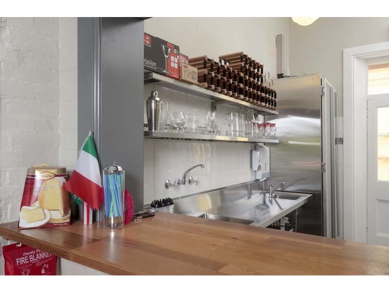 Dungog Pizza, 260 Dowling Street, Dungog NSW 2420