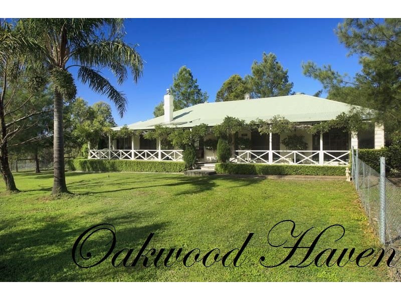 7 Storks Road, Seaham NSW 2324