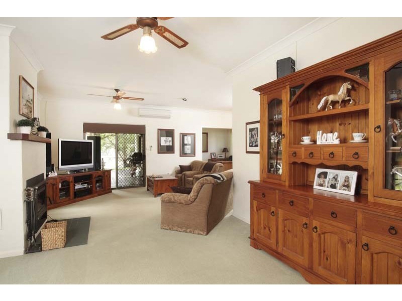 7 Storks Road, Seaham NSW 2324