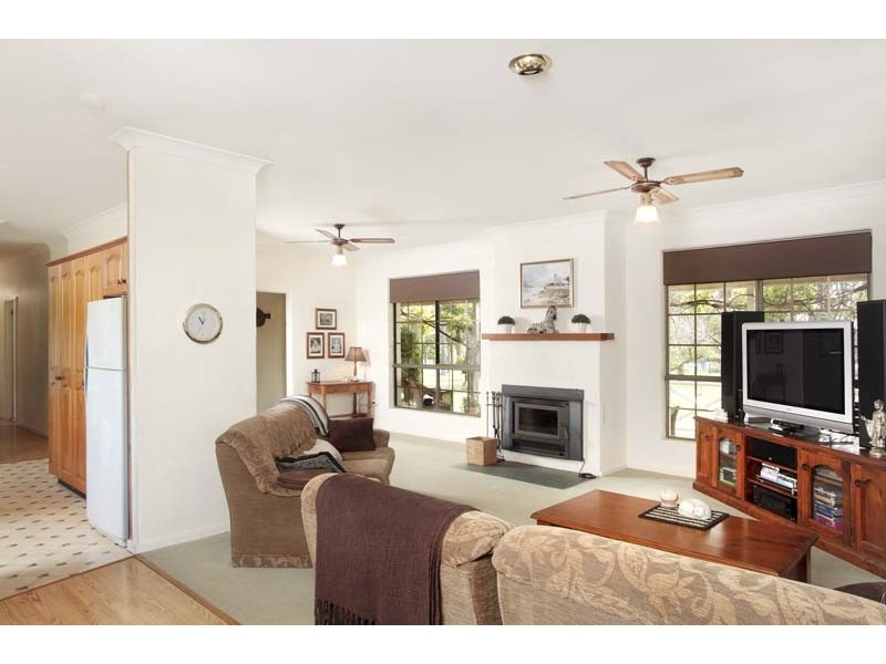 7 Storks Road, Seaham NSW 2324