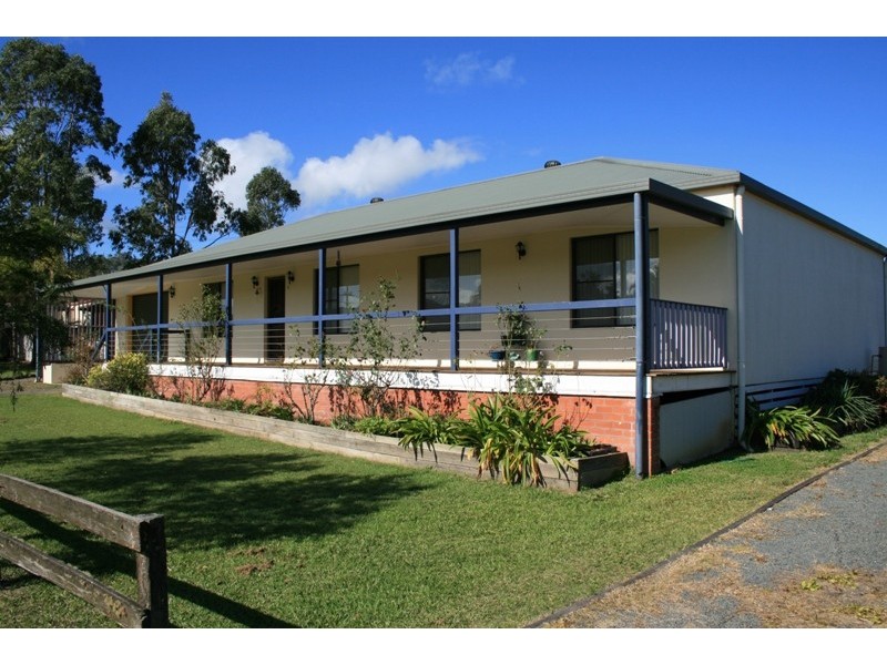 8 Nicholls Street, Stroud NSW 2425