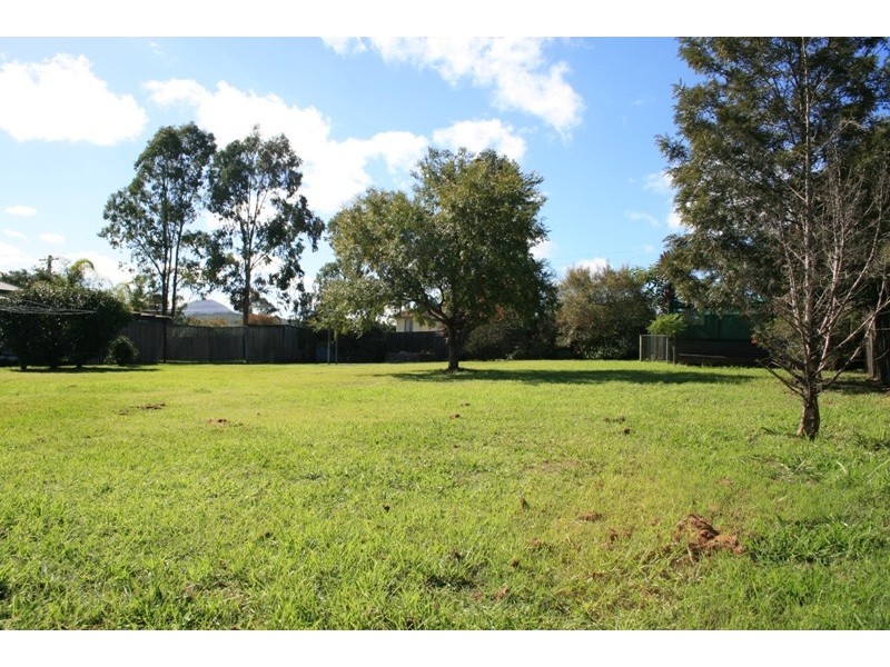 8 Nicholls Street, Stroud NSW 2425