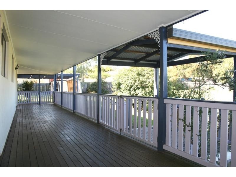 8 Nicholls Street, Stroud NSW 2425