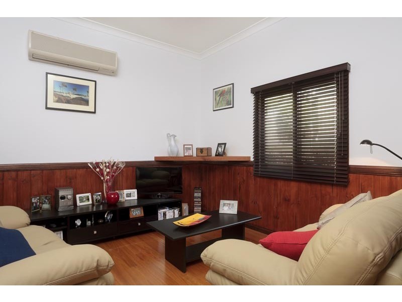 14 Hancock Avenue, Dungog NSW 2420